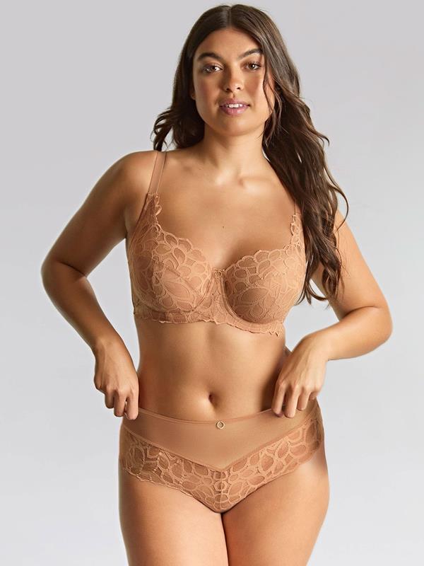 allurehoney4-min.jpg